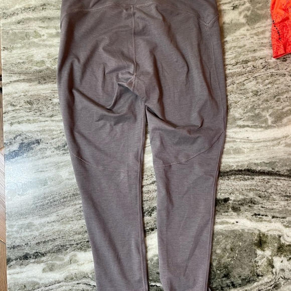 Calia Leggings - Picture 2 of 4